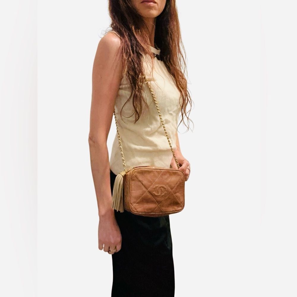 CHANEL Tan lizard Leather Crossbody Bag - Picture 11 of 15